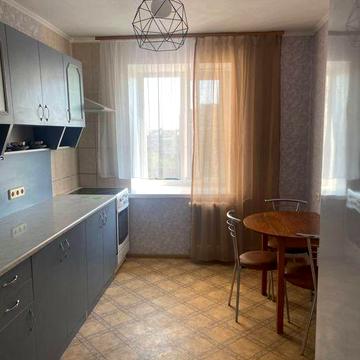 Здам двухкімнатну квартиру в центрі