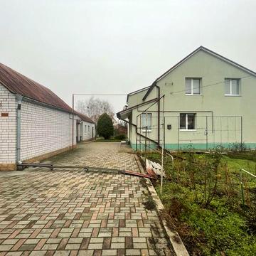 Оренда будинку 200 кв.  у Підгороднему