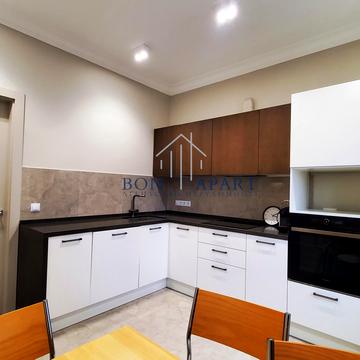 Кирило-Мефодіївська вул., 2