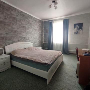 Низівська вул.