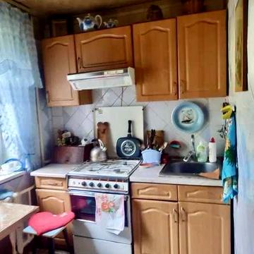 Продам 3-к на Киргизькій, 2/5 - документи готові