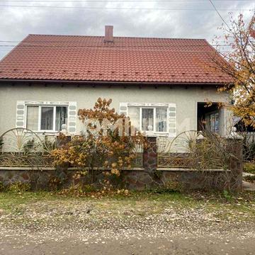 Продається будинок у смт. Буштино