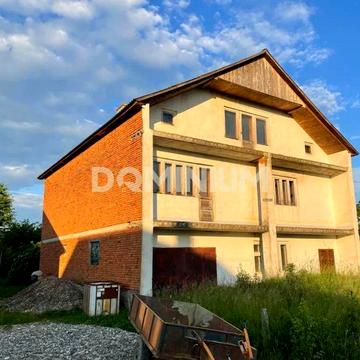 Продається  добротний будинок в с. Руська Долина
