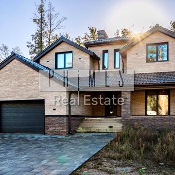 Набережна вул.