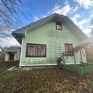 Продам будинок в житловому стані є всі комунікації.20км до Франківська