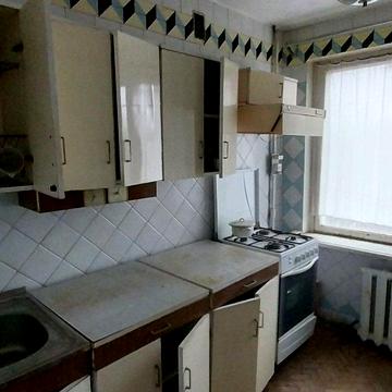 Капітана Кузнєцова вул., 100