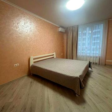 Срочно!!! Уникальная большая двухкомнатная квартира в ЖК Акварели 2