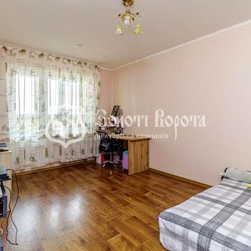 Сергія Данченка вул., 3