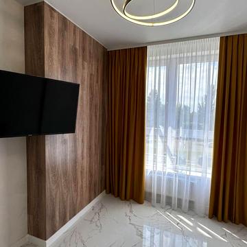 Святослава Хороброго вул., 11-Б