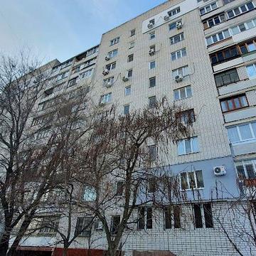 Василя Макухи, 3