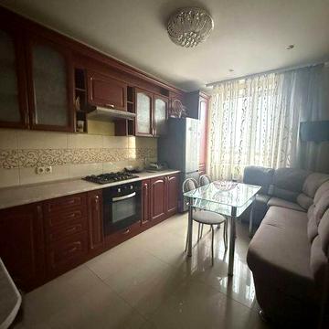 Оренда 2 км квартира в центральній частині міста