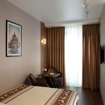 Жилянська вул., 118