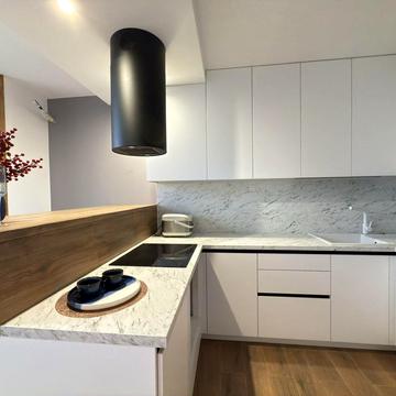 Зелена вул., 10