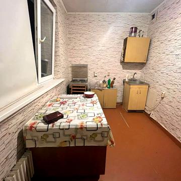 Ювілейний просп. (), 47/19