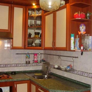 Продаж 3 кімнатної квартири вул. П. Курінного 9