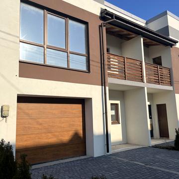 Весняний провулок, 12