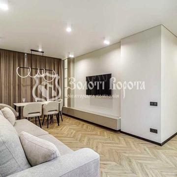 Квартира, 2к. Дизайнерський ремонт. Крістерів, 14, Виноградар ЖК Варшавський-2