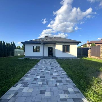 Ялтинська вул., 76