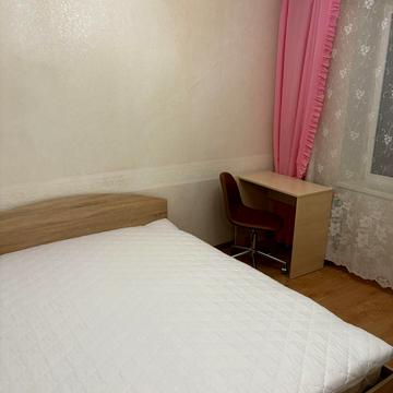 Андрія Малишка вул., 27