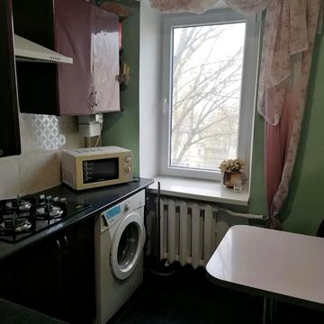 Академіка Заболотного вул., 18