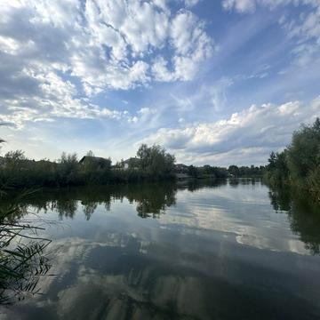 Набережна, 21