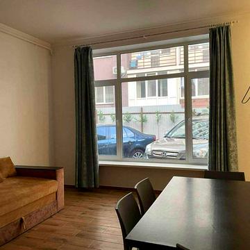 2 к квартира вул Освіти поруч школа і садок центр 1 пов.