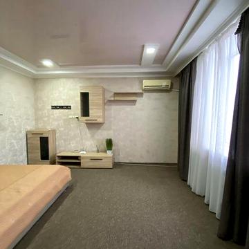 Сдам 1 я кв. Пр. Соборный дом 149