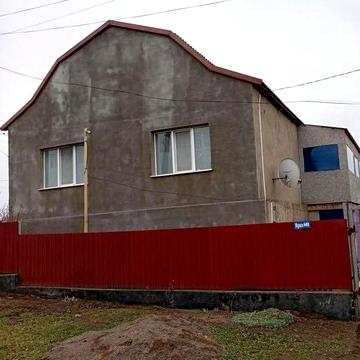 Продам Великий двох поверховий будинок  з усіма зручностями