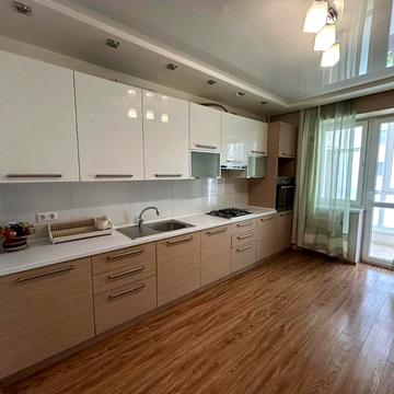 Бориса Гмирі вул., 6