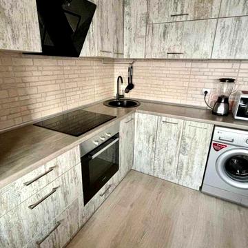 Бориса Гмирі вул., 10/40