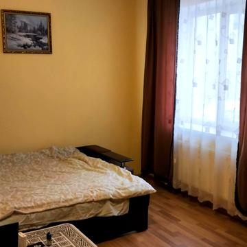 Кільцева вул., 1