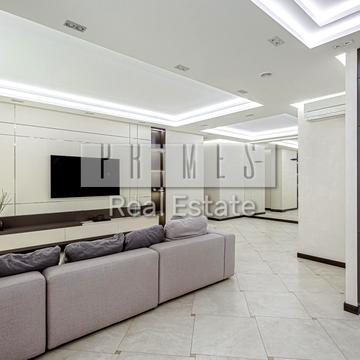 Андрія Верхогляда вул. (Михайла Драгомирова), 9