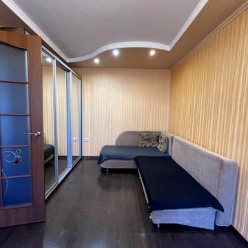 Сдам квартиру Космонавтов 1ст