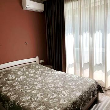 Радистів, 34