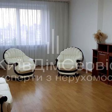 Єреванська вул., 30