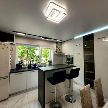 Грушевського вул.