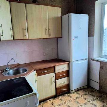 Оренда 3 кім Метро Мінська Оболонський пр 23А Оболонь  Метро 3 хв