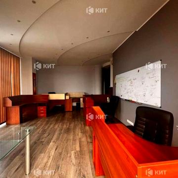 Чернишевська вул., 7