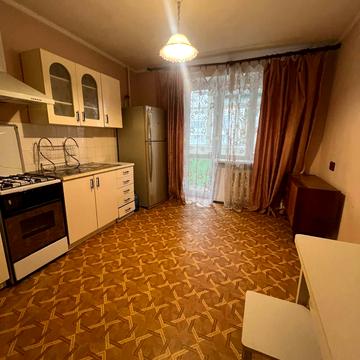 Педагогічна вул., 18