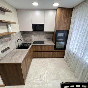 Продам 2-о кімнатну квартиру з новеньким євроремонтом!