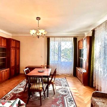 Малоголосківська вул., 1