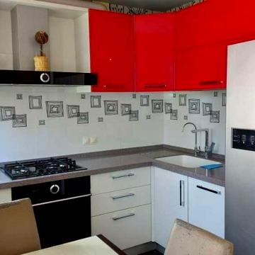 Продам 2к квартиру Тополь 3