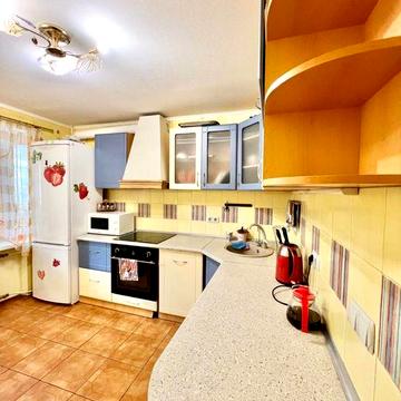 Здам в Оренду 3х кім. квартиру , вул. Дарницька , Цегляний будинок