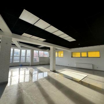 Михайла Грушевського вул., 31А