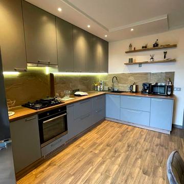 Слобідська, 5