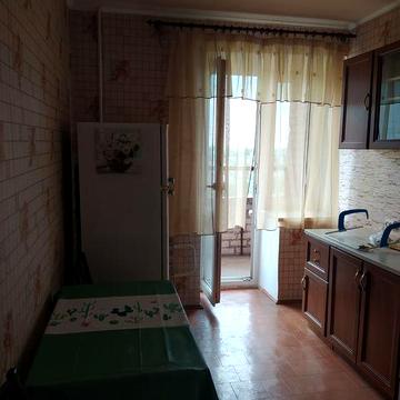 Сдам 1 комнатную квартиру на Тополе