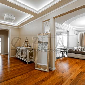 Володимира Івасюка просп. (Героїв Сталінграду), 8