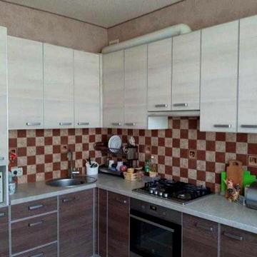 2 ком квартира на Роганском массиве