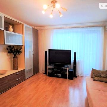 Довгострокова оренда 1к Квартира Шнеєрсона Менахем-Мендл вулиця