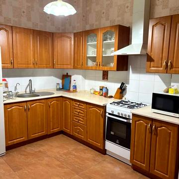 Михайла Грушевського вул., 39/2